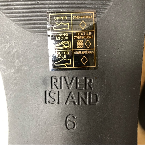 River Island flat sandals with buckle detail in black - Picture 11 of 13